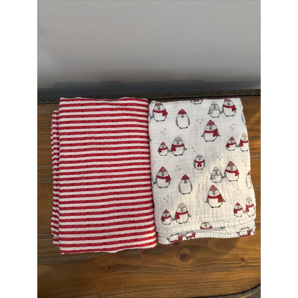 2 Gymboree Muslin Blankets Red & White Striped And Penguins Christmas 2017